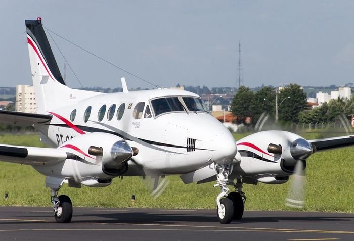 Minaccia di schiantarsi con piccolo aereo in Mississippi: arrestato