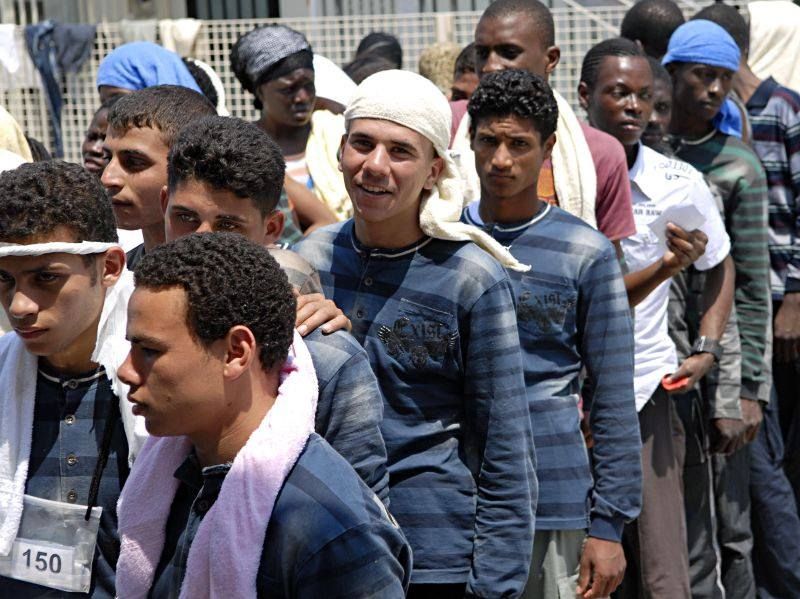 Corbelli: non lasciare soli i migranti di Camini