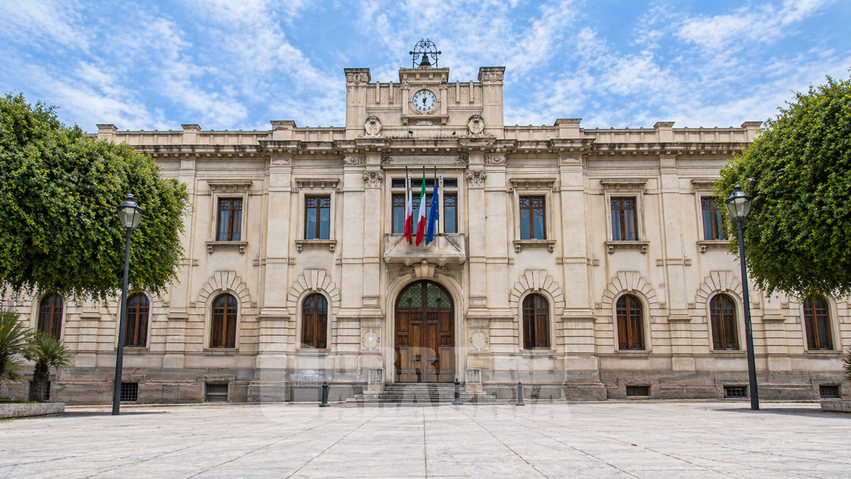 Reggio Calabria, Cannizzaro allarga il centrodestra, Battaglia ricompatta il centrosinistra