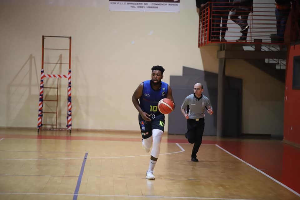 Per il Basketball Lamezia vittoria larga a Ischia contro il Forio