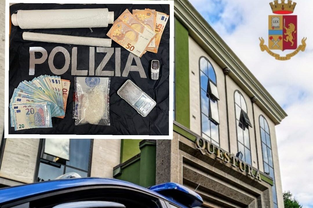 Trovato con 50 grammi di cocaina e oltre mille euro in banconote da piccolo taglio, un arresto a Vibo