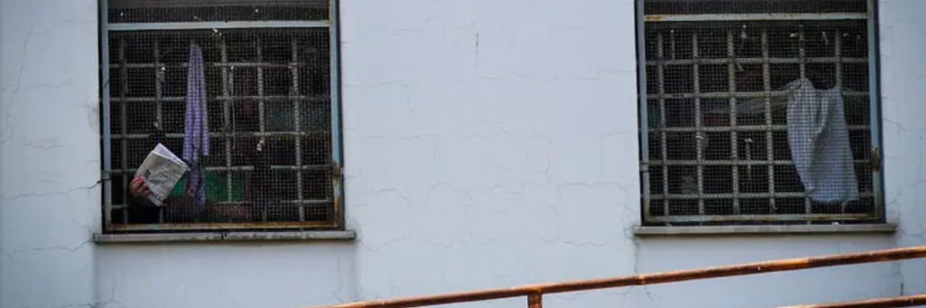 Dal carcere in Calabria detenuto pugliese tenta estorsione via videochiamata