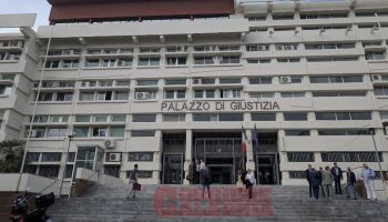 Lesioni aggravate sulla figlia minorenne della fidanzata, assolto un cosentino