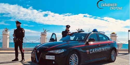 carabinieri crotone