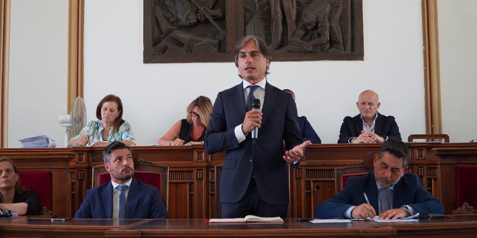 Falcomatà: «Io la ‘ndrangheta la conosco da quando, da bambino, mi ha bruciato la casa»