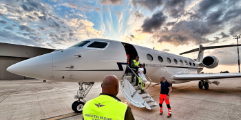 Neonata in pericolo di vita, volo sanitario d’urgenza da Lamezia a Roma – FOTO
