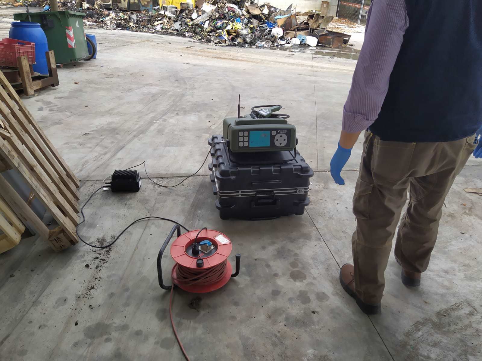 Incendio a San Gregorio d’Ippona, Arpacal monitora gli inquinanti nell’aria