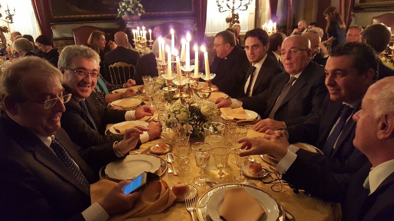 Scoppia la pace tra Ernesto e… Magorno