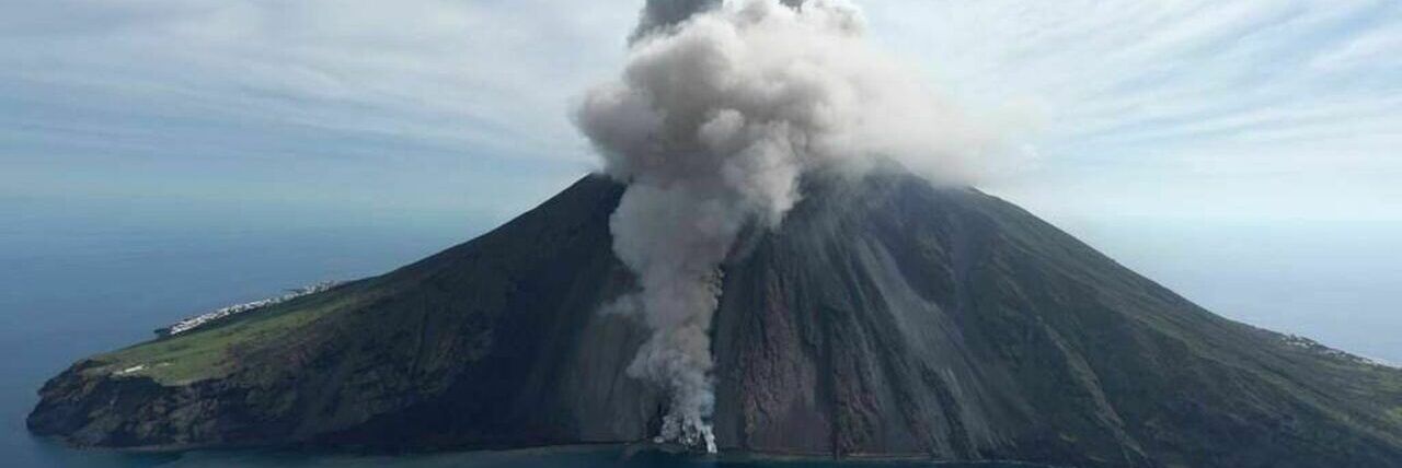 Rischio tsunami dallo Stromboli, ecco come è scattato l’allarme arancione