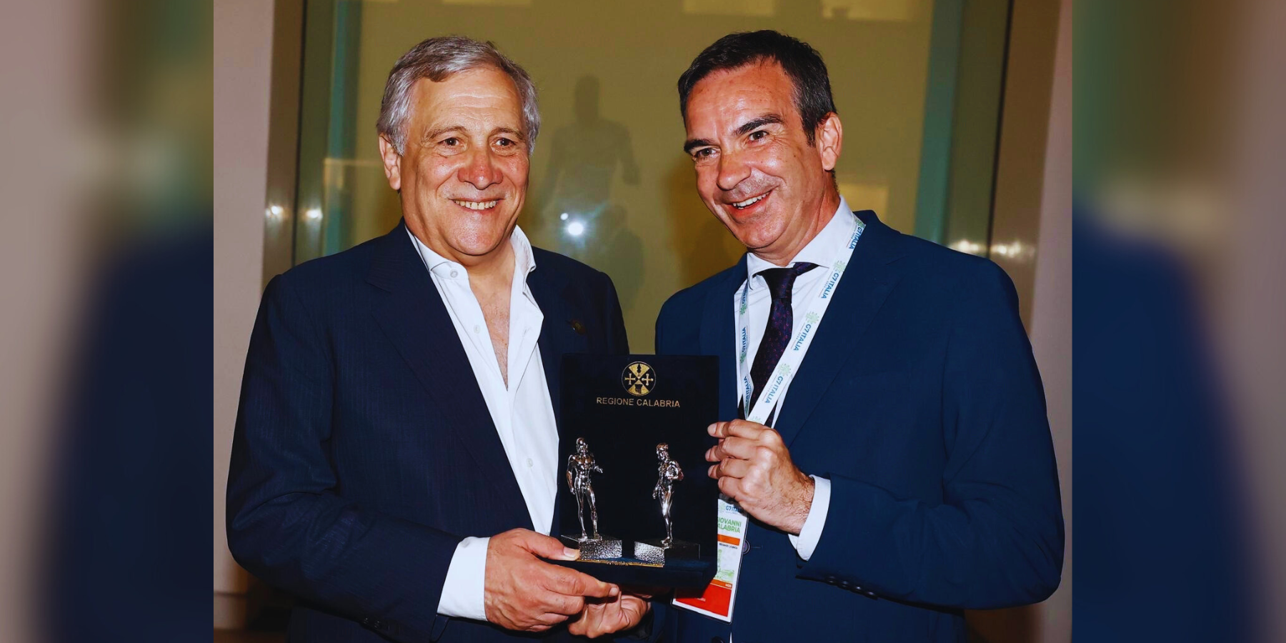 I Bronzi di Riace di Michele Affidato consegnati ai rappresentanti del G7 del Commercio