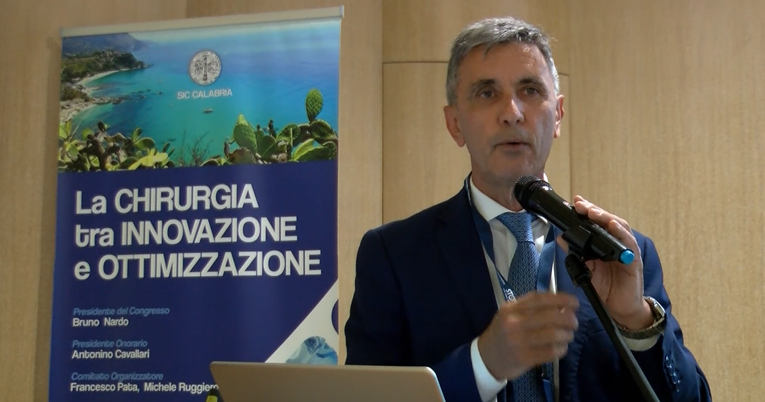 I chirurghi al congresso regionale a Vibo: «Puntare sulla chirurgia moderna»