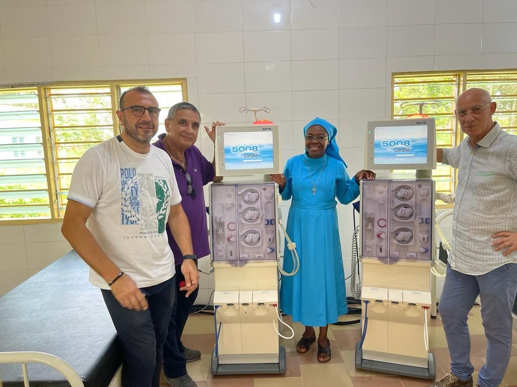 Benin, nuovo centro dialisi dell’ospedale a quarant’anni dalla posa della prima pietra