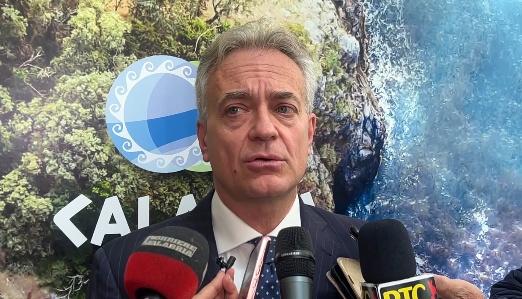 Droni attivi h24 e satelliti arabi. «Calabria virtuosa ma ancora non basta»