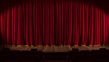 #Iodamorenonmuoio, in scena il recital teatrale tratto dal libro del giornalista e scrittore Arcangelo Badolati