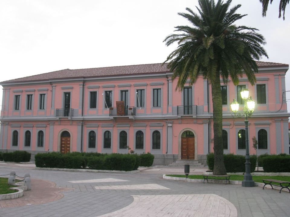 Taurianova, ballottaggio tra Biasi e Scionti. A Cirò Marina è sfida tra Ferrari e Dell'Aquila – VIDEO