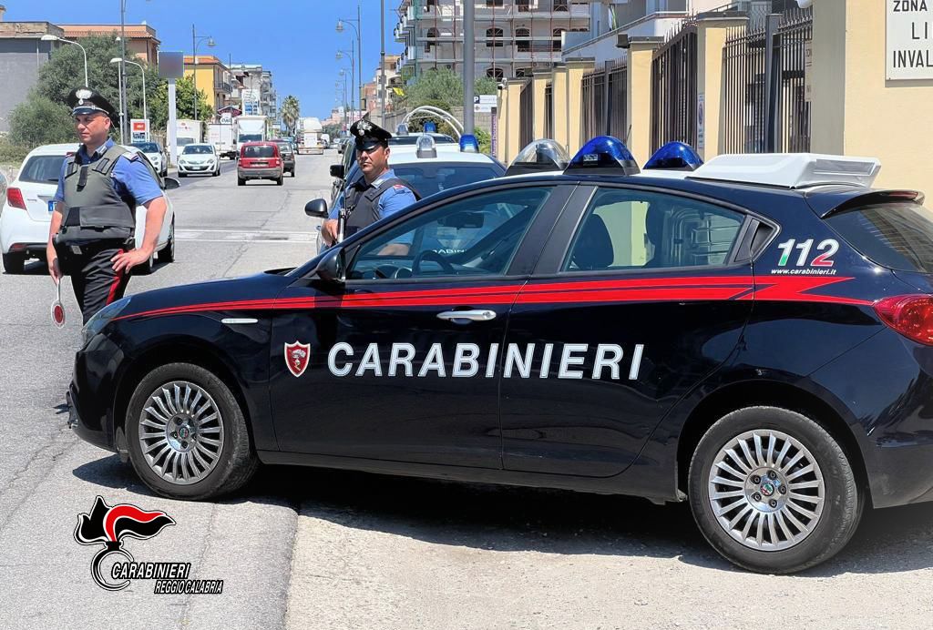 Furti reiterati nel Reggino, arrestate quattro persone