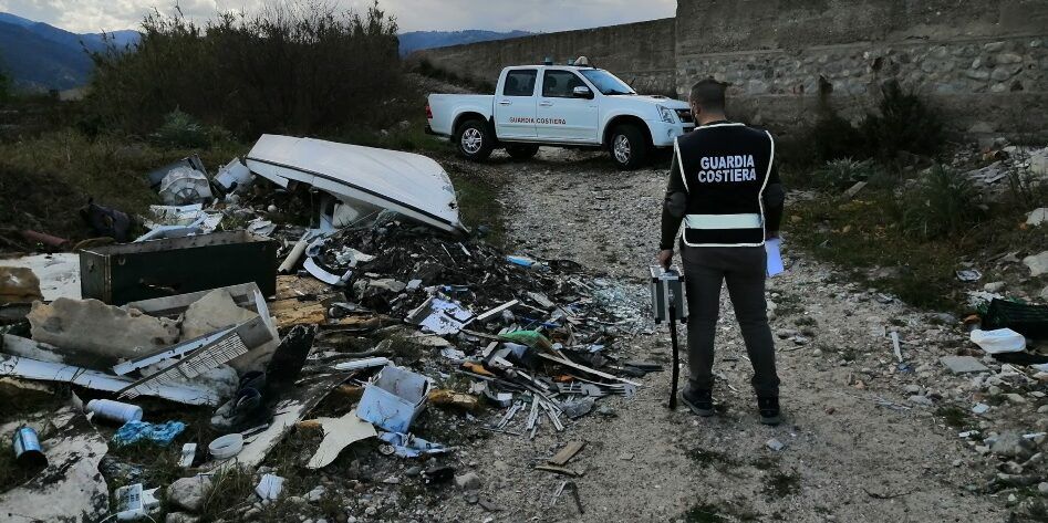Corigliano e Cariati, sequestrate tre discariche abusive