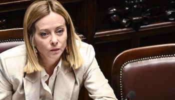 Melonellum e il caso Roggero: guida pratica alla democrazia con il trucco