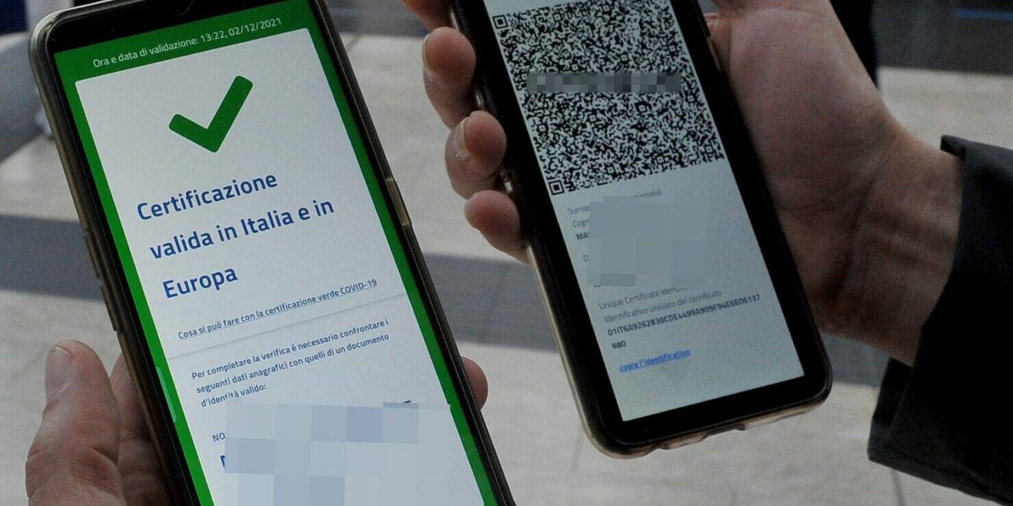 Green pass falsi in vendita a 500 euro, blitz su Telegram