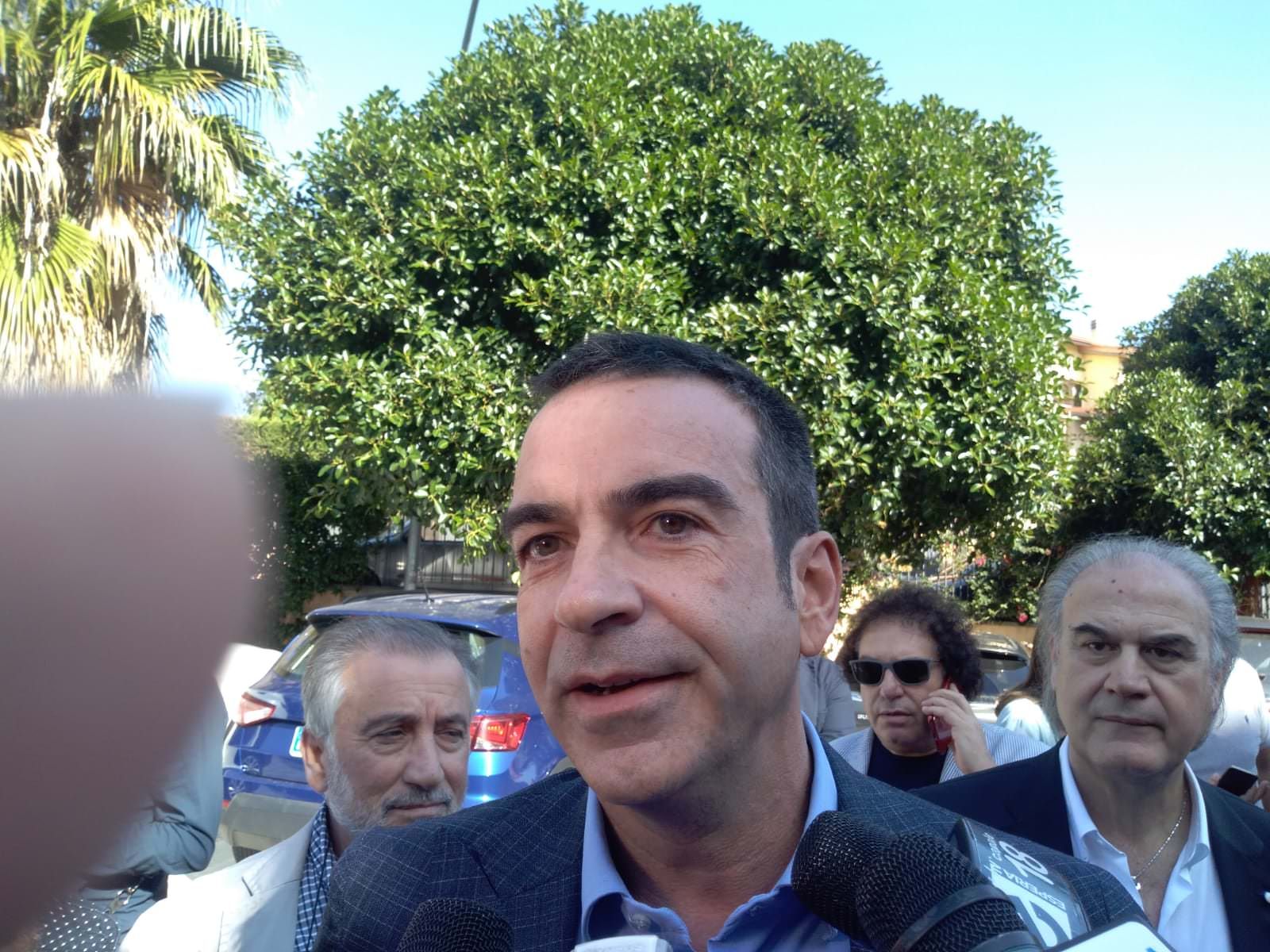 Roberto Occhiuto sull’ipotesi Santelli: «Grave che Fi non difenda i suoi candidati»