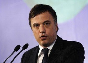 Fitto e Romano chiamano Galati. Ma lui sceglie Silvio