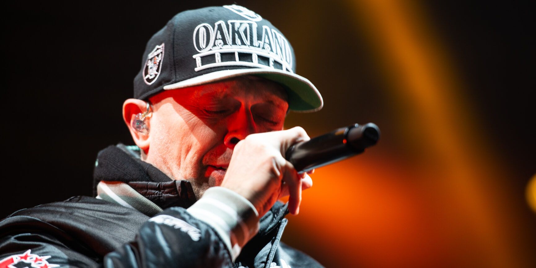 Max Pezzali emoziona Corigliano Rossano, in migliaia in piazza Salotto – FOTO