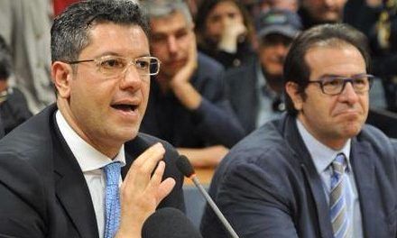 La Santa, Sarra e l'incognita Scopelliti