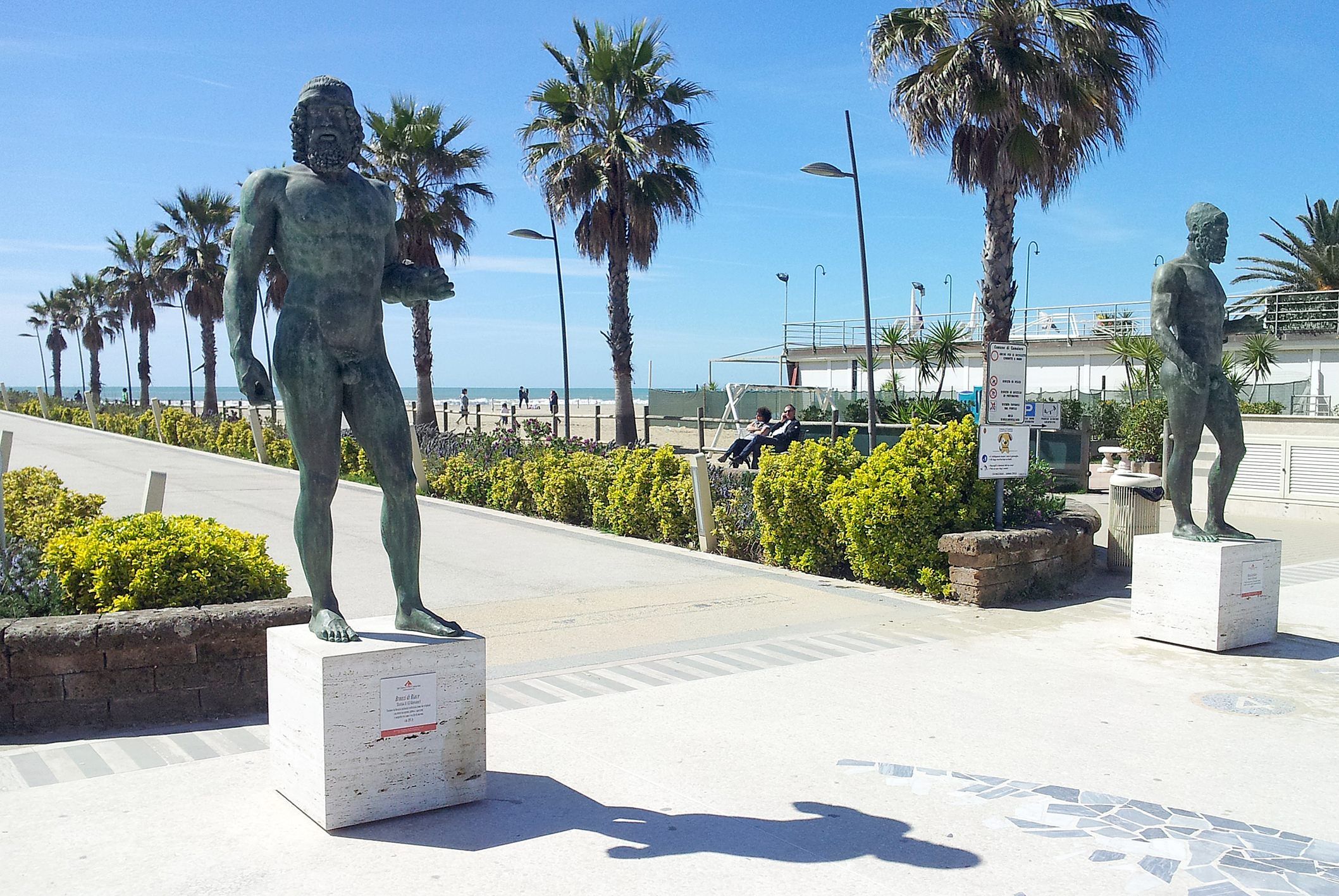 I Bronzi di…Lido di Camaiore