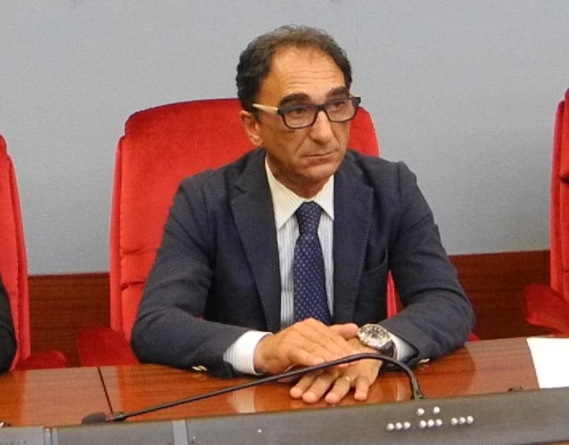 Il “pugno duro” di Abramo: imposte 240 quarantene obbligatorie