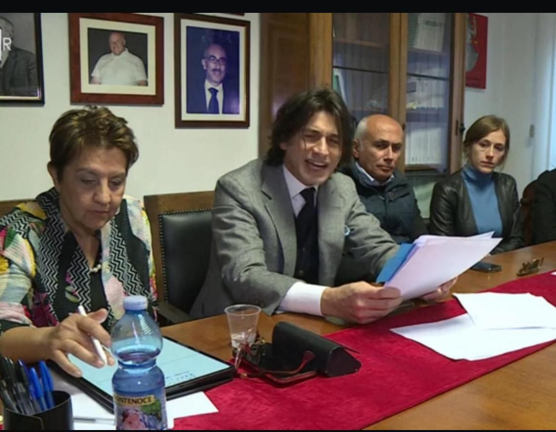 Camera penale di Cosenza, l’avvocato Le Pera confermato presidente