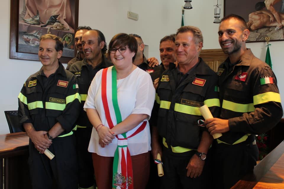 Un premio al coraggio di “chi non si gira dall’altra parte”