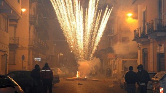 Capodanno a Cosenza, il sindaco Caruso vieta botti e fuochi pirotecnici