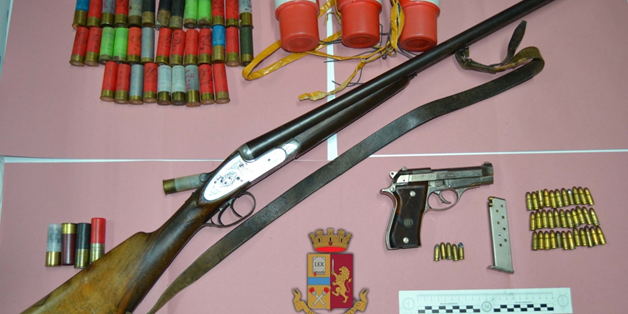 Trebisacce, arrestato pregiudicato per detenzione abusiva di armi e munizioni