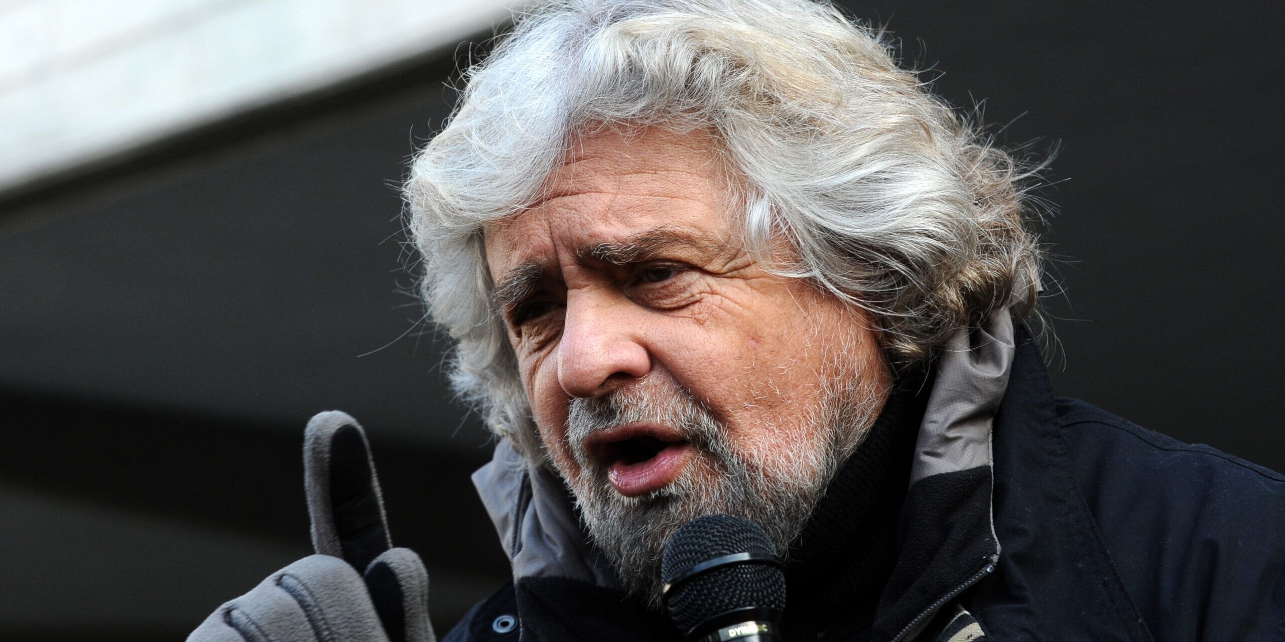 Grillo: «Io garante e custode dei valori del M5S»