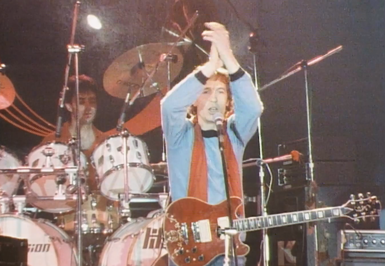 Rino Gaetano, ecco il trailer del docufilm dedicato all’artista calabrese – VIDEO