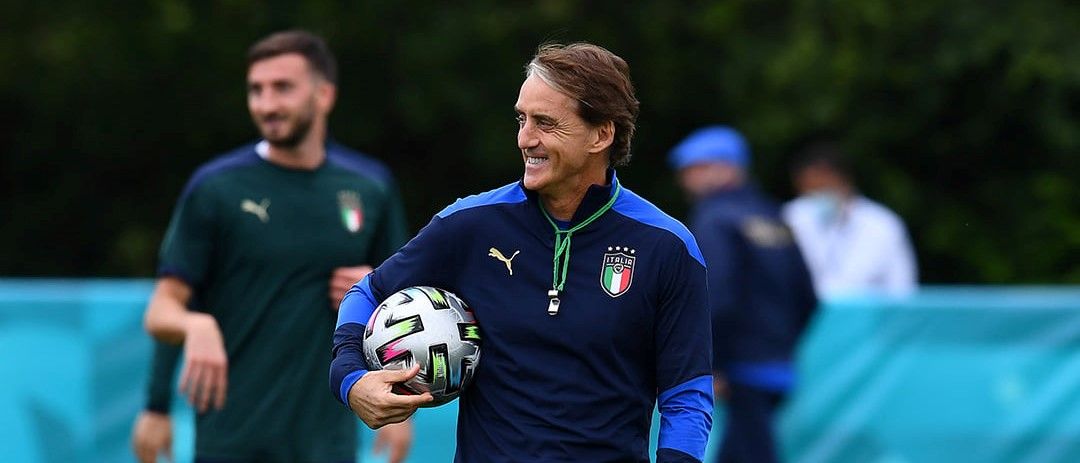 Mancini convoca 69 giocatori per due stage in Nazionale: ci sono quattro “calabresi”
