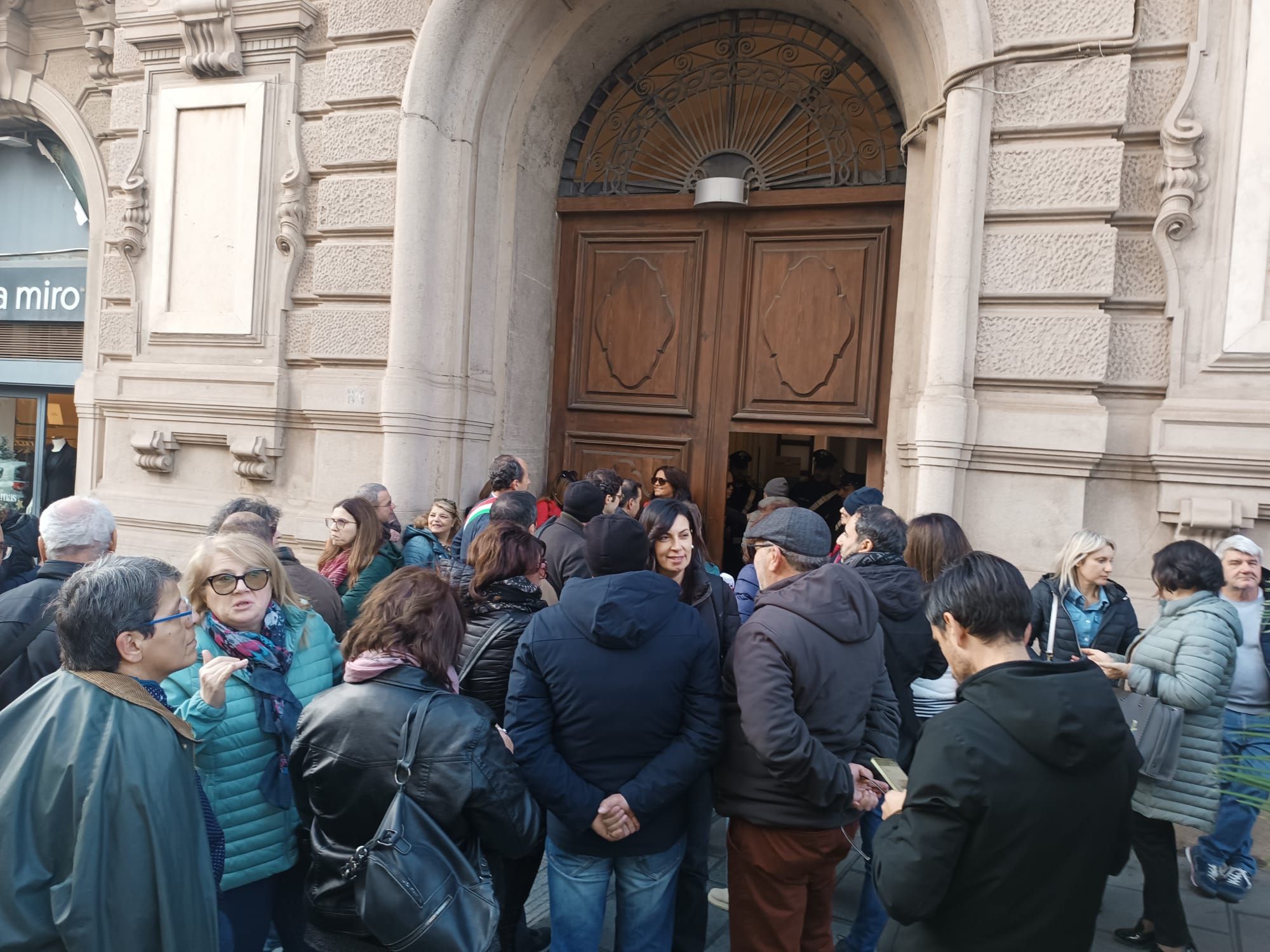 Una chiamata alla responsabilità e all’equità per i tirocinanti di inclusione sociale