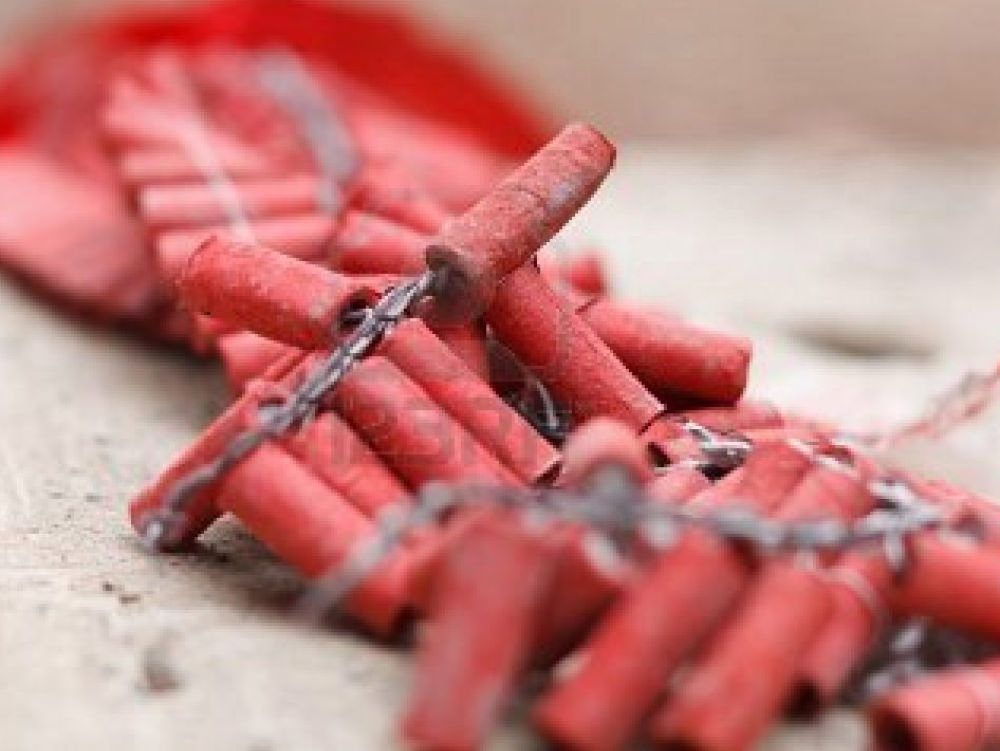 Ragazzino perde la mano per lo scoppio di un petardo