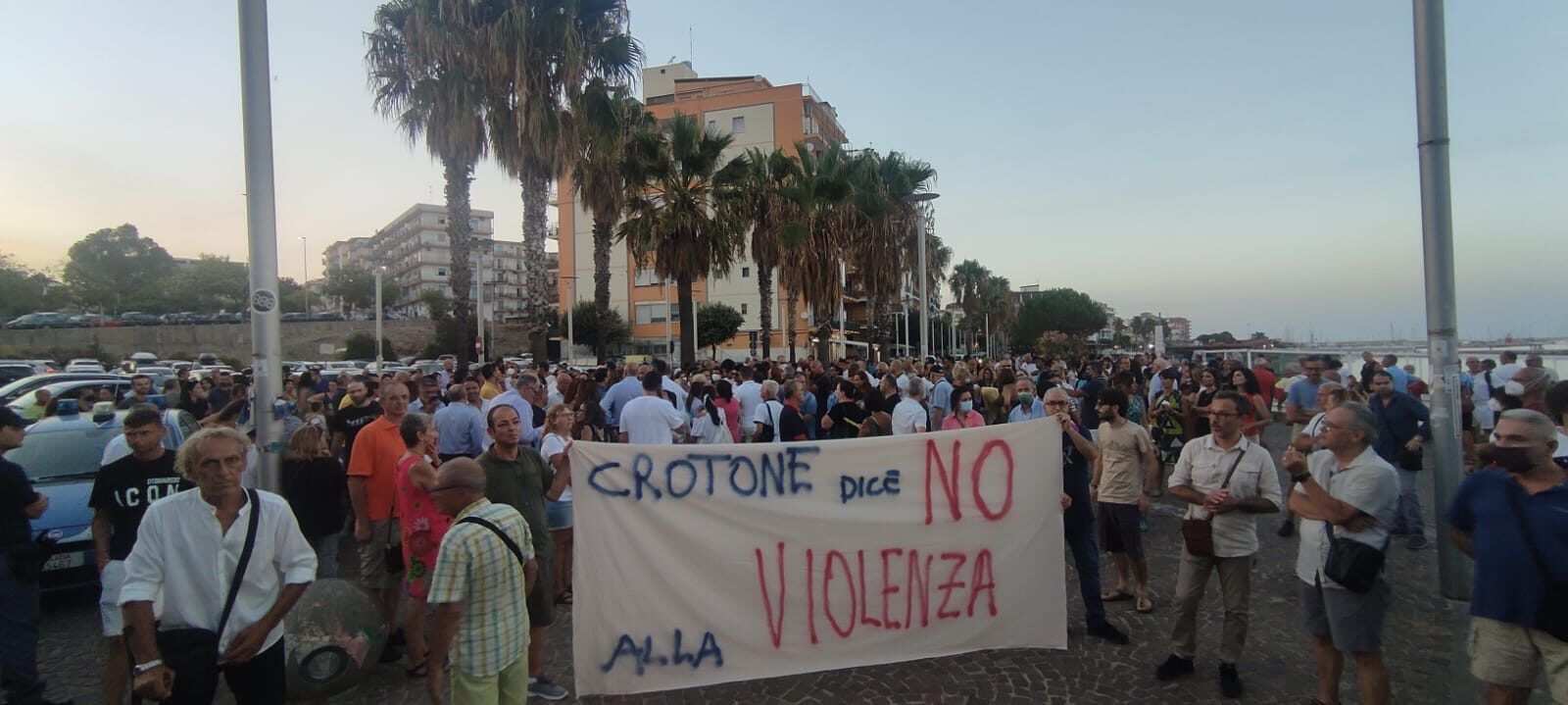 Il dolore di una madre: «Vinci questa battaglia Davide. Hai tutta la vita davanti»