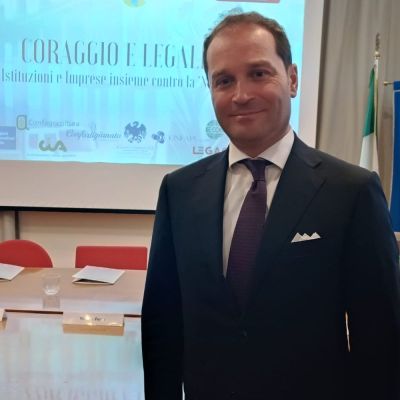 Sos di Ance Calabria: «Acciaio e bitume non arrivano, imprese allo stremo. Servono misure straordinarie»