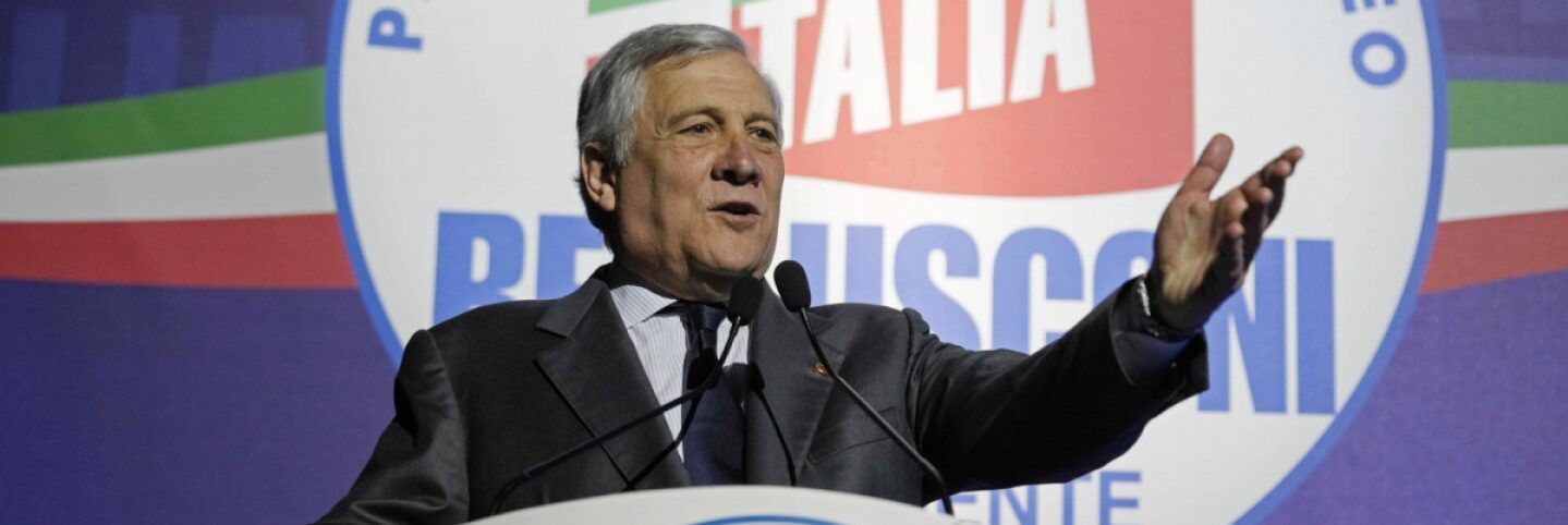 Migranti, Tajani: «Regole più stringenti per aumentare i rimpatri»