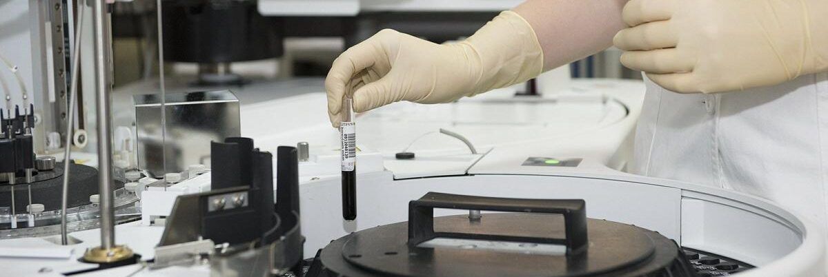 Incinta grazie ad ovociti congelati 14 anni fa e donati. Il primo caso al Mondo