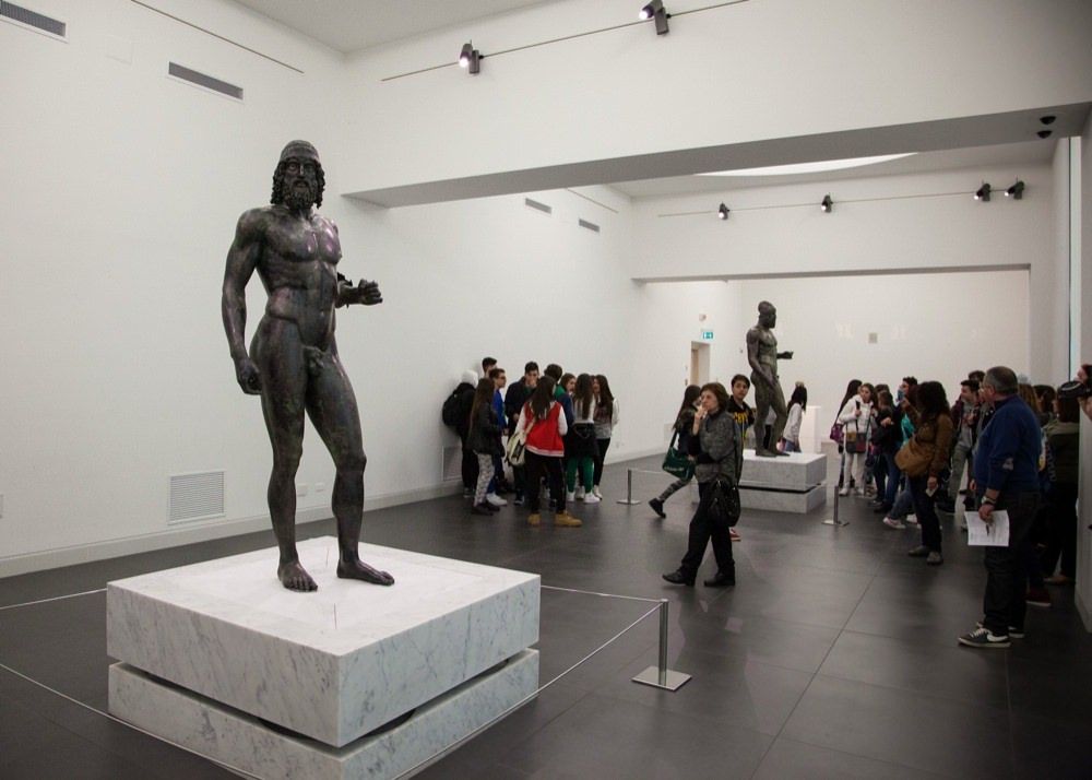 Domenica con i Bronzi: 4mila visitatori al Museo di Reggio