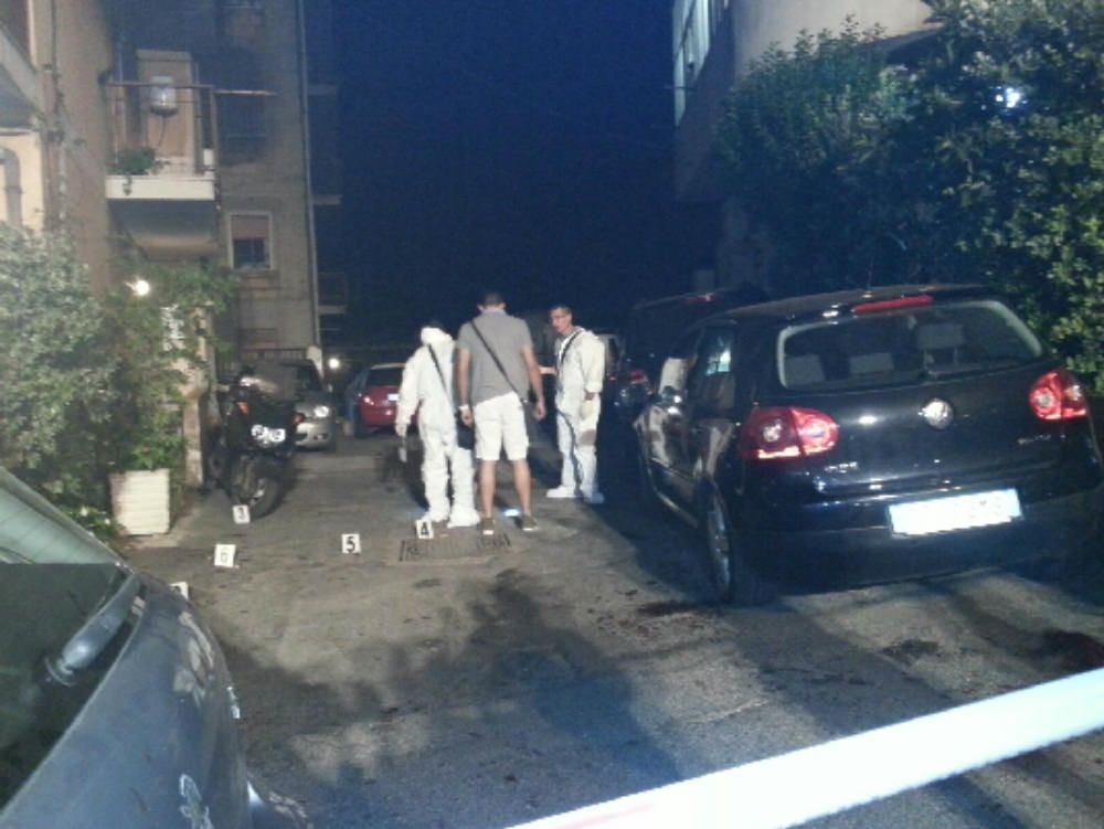Spara ai parenti per il parcheggio Cognata uccisa, feriti fratello e nipoti