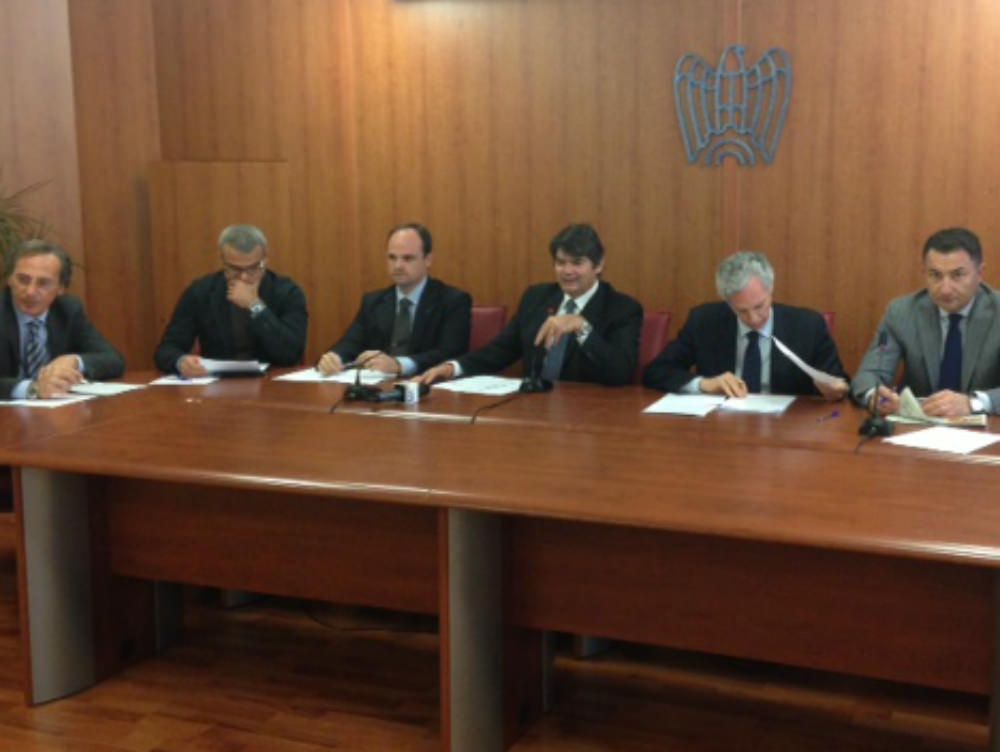 Confindustria alla politica: serve nuovo patto