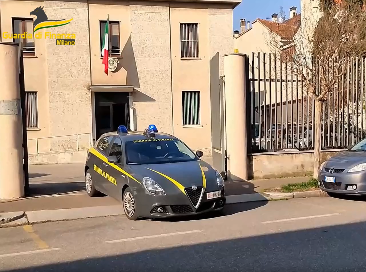 Blitz della Finanza a Milano, 22 indagati e sequestri per oltre 4 milioni di euro