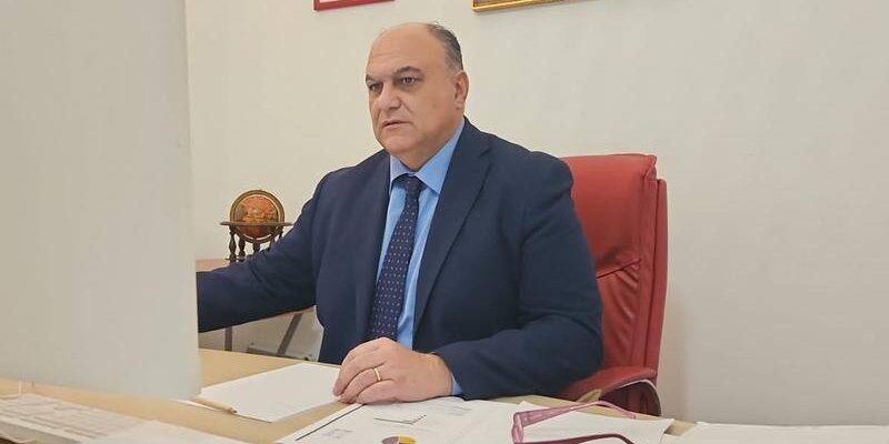 Galleria Limina, Calabrese: «Sospensione dei lavori nel periodo centrale della stagione estiva»