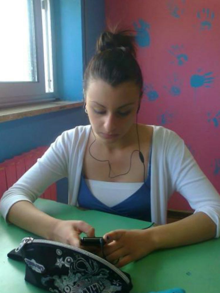 UCCISA DAL FIDANZATO | Palloncini bianchi per Fabiana