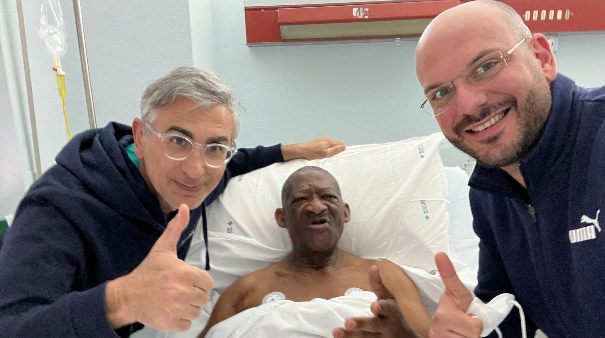 Intervento in urologia robotica al Gom di Reggio Calabria. Salvata la vita a un missionario della Guinea