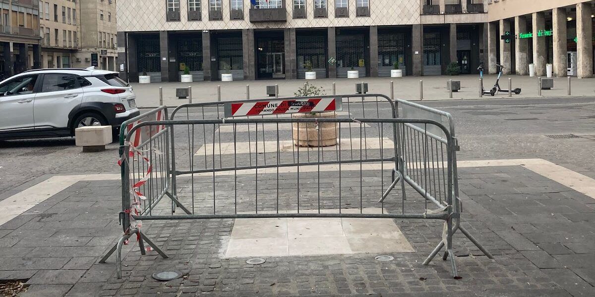 Statua Mancini rimossa, la Fondazione rivuole l’opera indietro